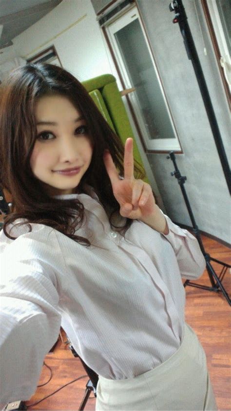 Watch Azumi Mizushima's AV Online .